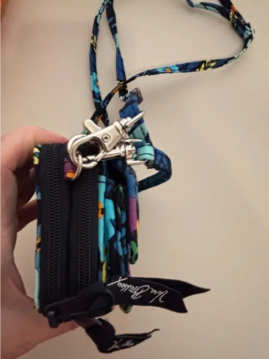 Vera Bradley Teal & Blue Floral Quilted Mini Wristlet Crossbody (Rare Find) - Picture 14 of 16